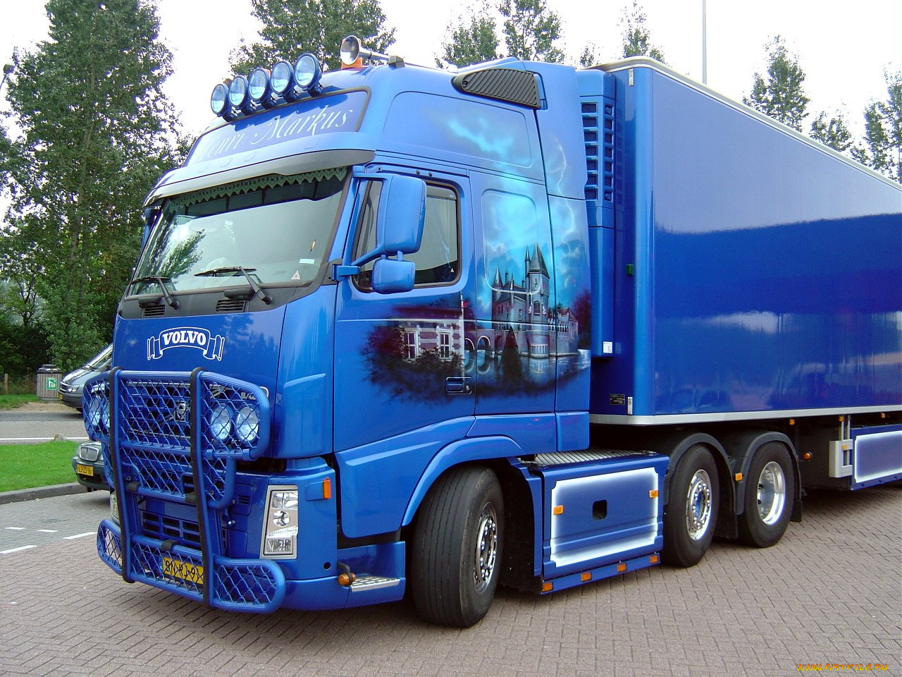 , volvo, trucks